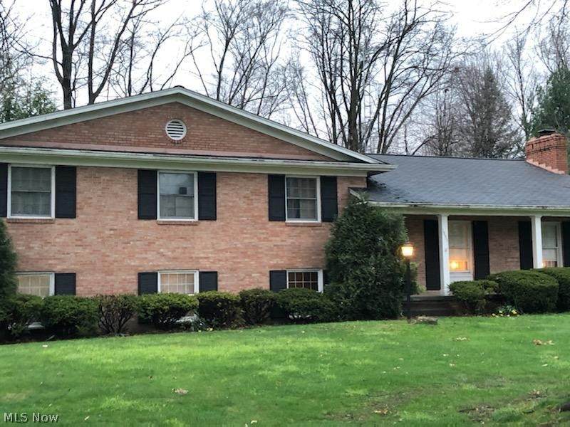 1595 Fernwood Boulevard - Photo 1