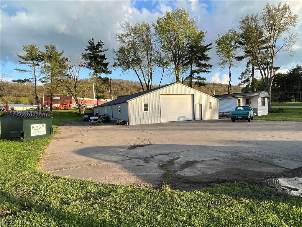 7573 Wolfes Crossing Road - Photo 1