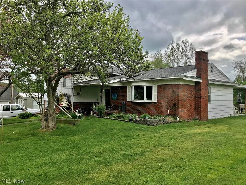 79 Manor Drive - Photo 1