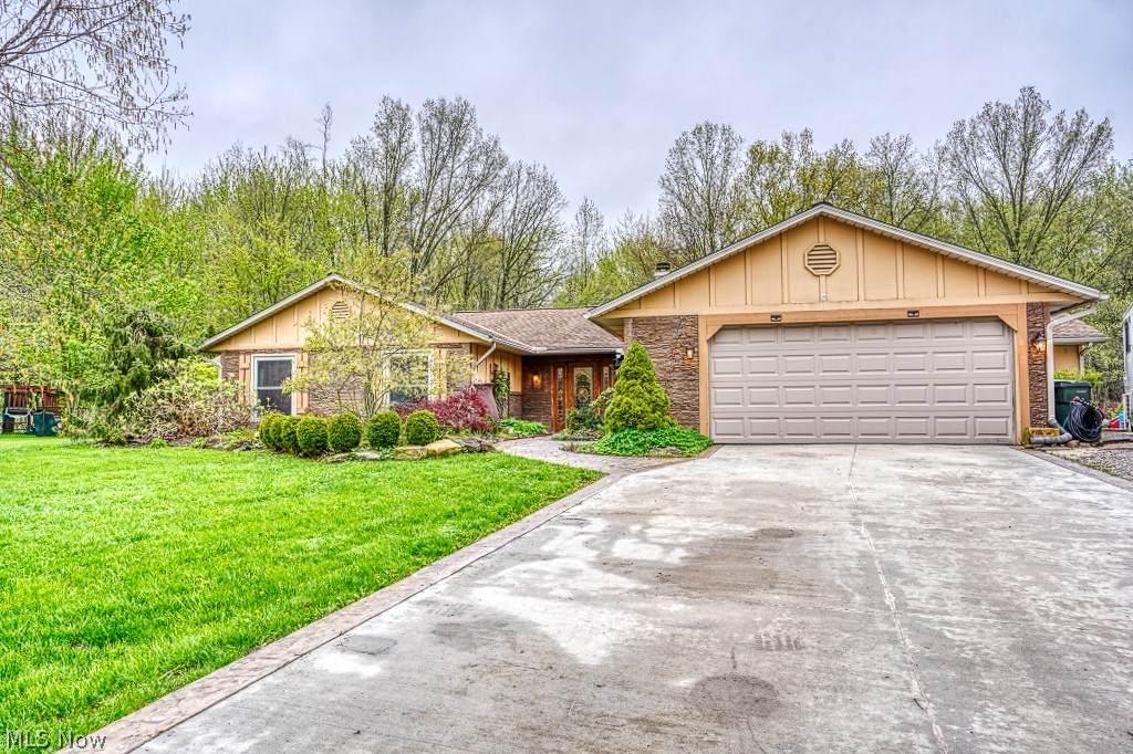 34109 Jewel Circle - Photo 1
