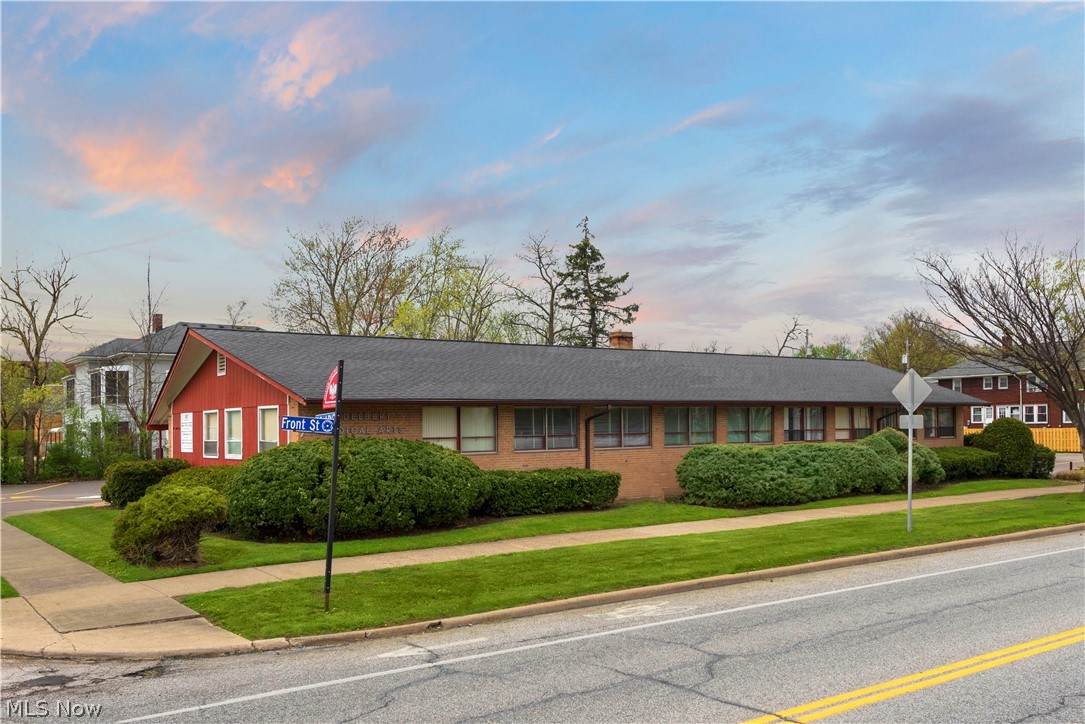347 Front Street - Photo 1