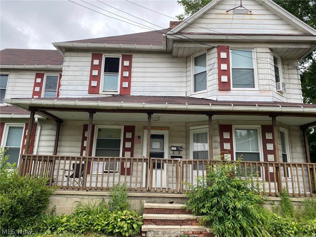 181 Robinson Avenue - Photo 1