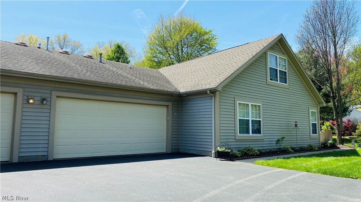 1604 Willow Brook Drive - Photo 1