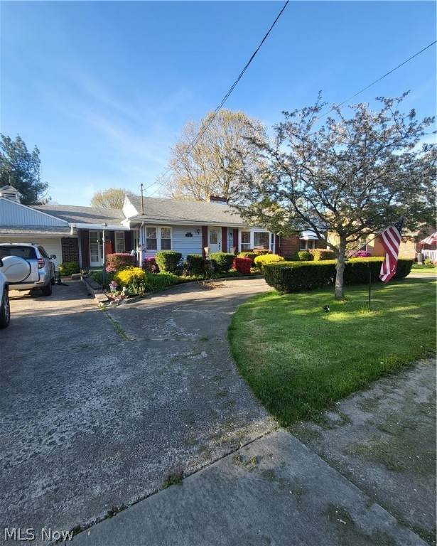 731 Robinson Avenue - Photo 1