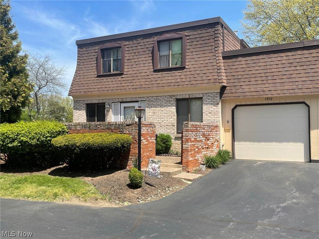 1651 Mentor Avenue - Photo 1
