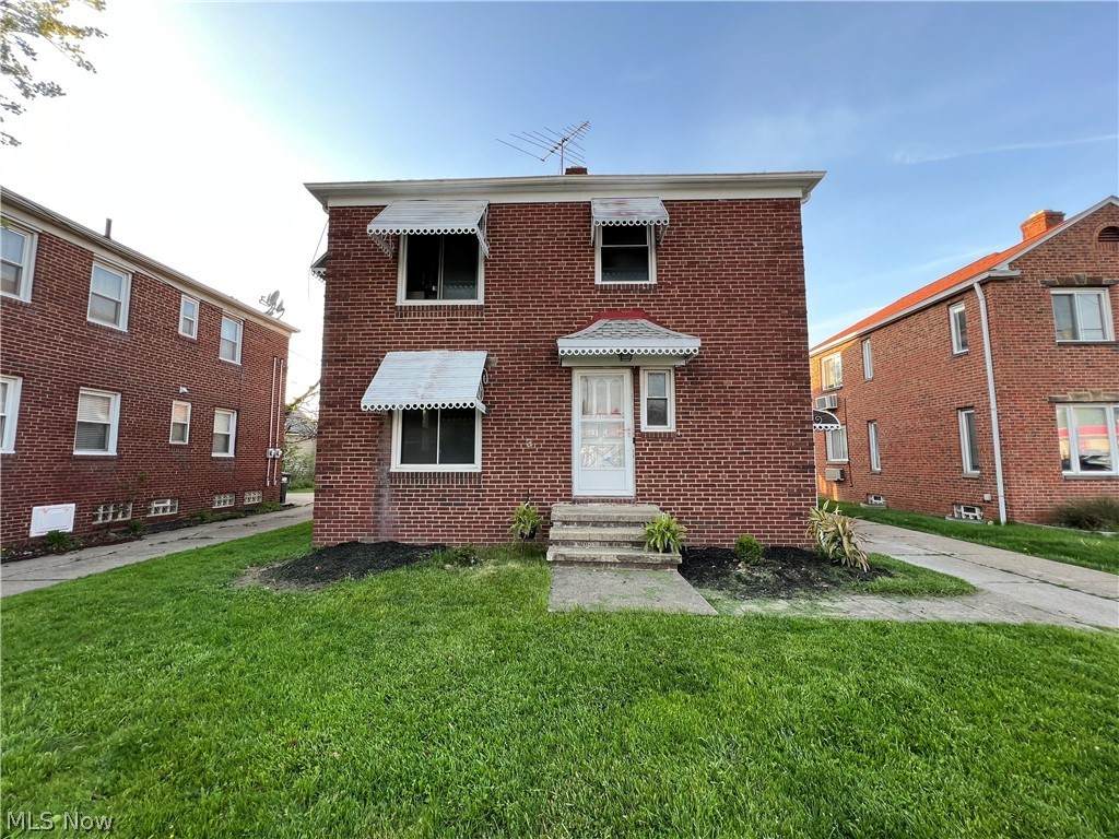 14006 Lakewood Heights Boulevard - Photo 1