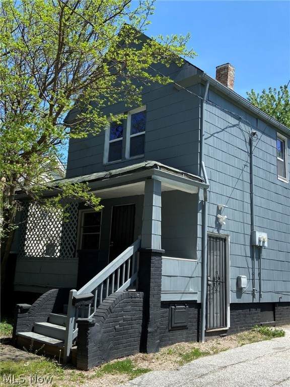 3149 32nd Street - Photo 1