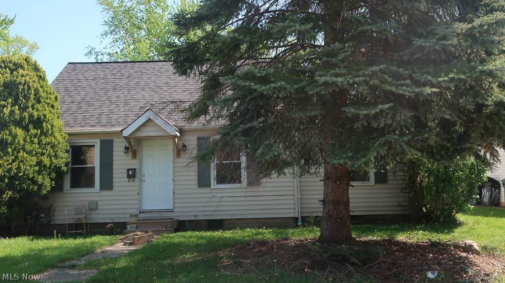 141 Shelton Boulevard - Photo 1