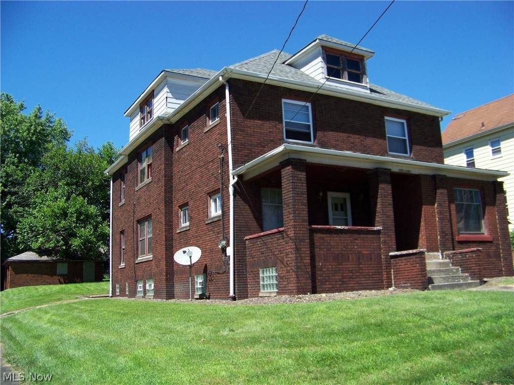 282 Reed Avenue - Photo 1