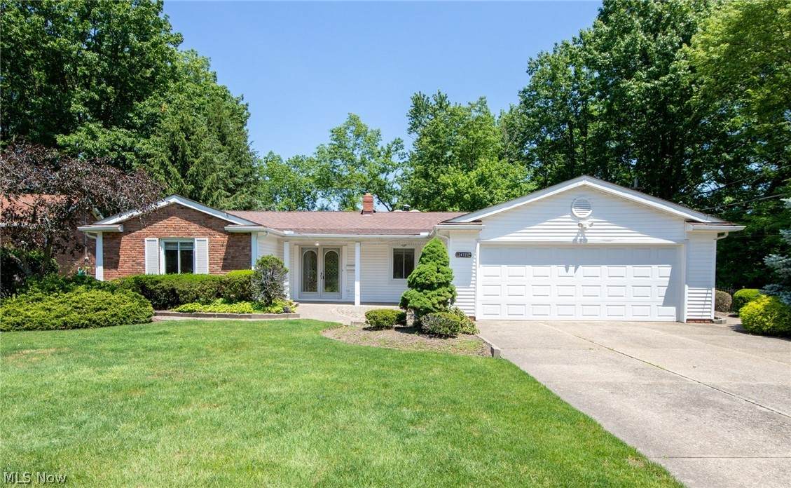 24725 Dundee Drive - Photo 1