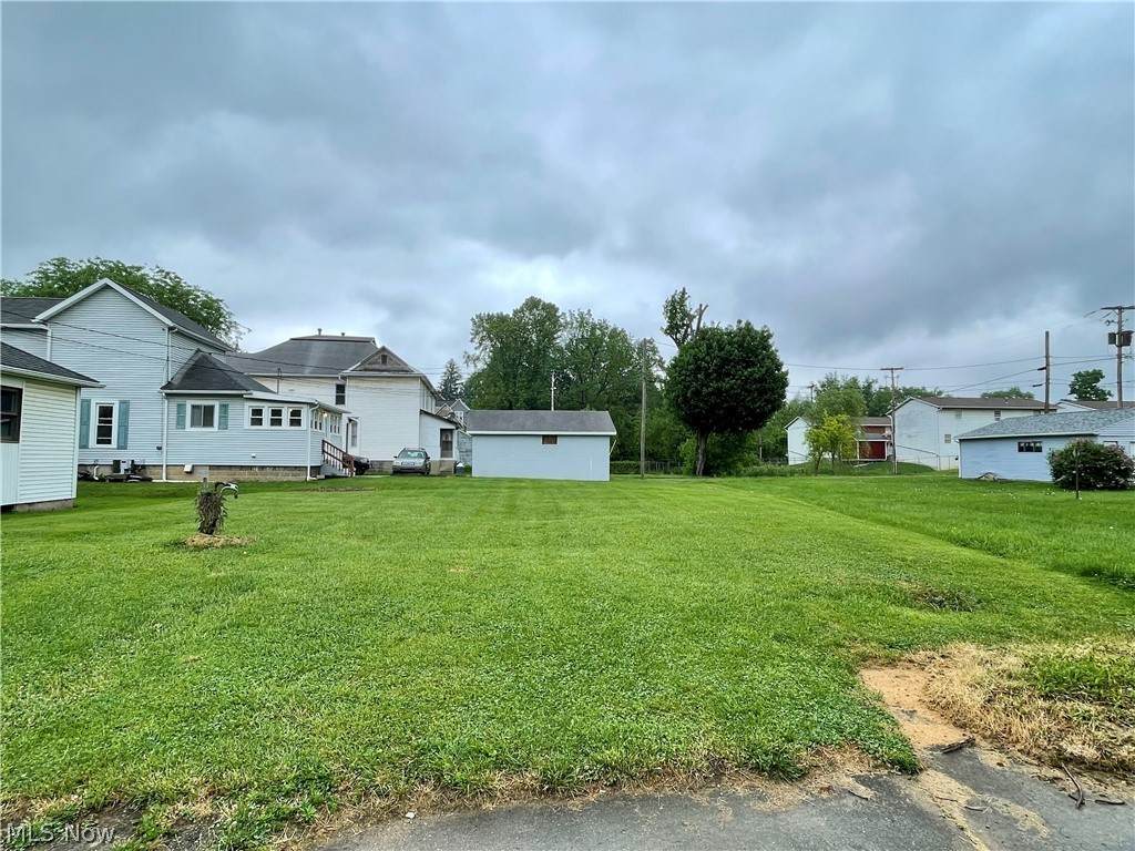707 Stewart Avenue - Photo 1