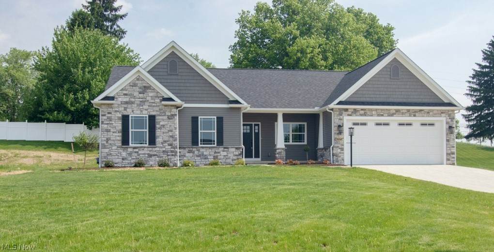 2170 Eagles Circle - Photo 1
