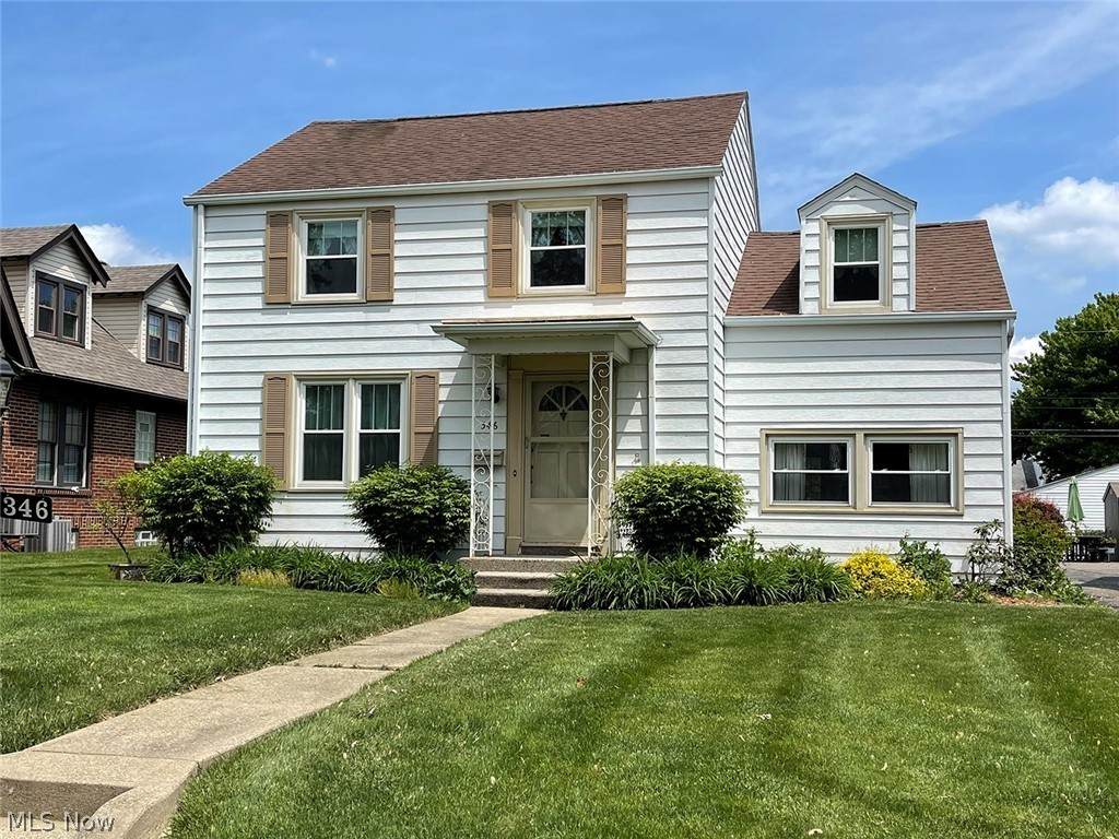346 Montrose Avenue - Photo 1