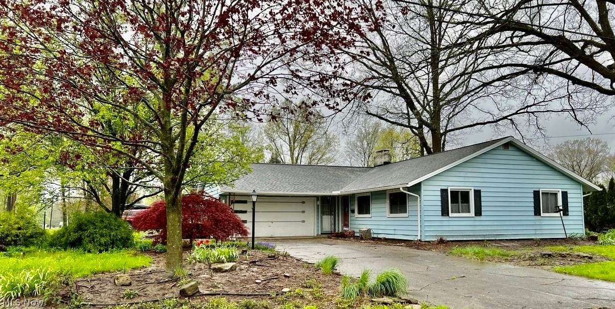 3376 Sandalwood Court - Photo 1