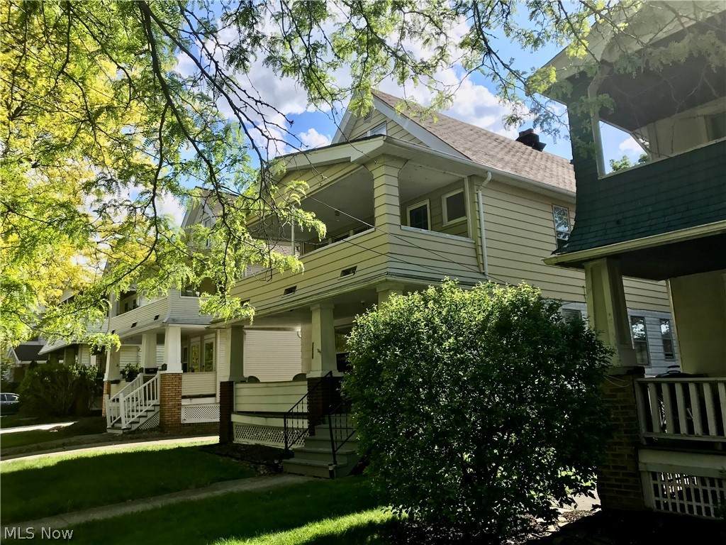 1604-1606 Larchmont Avenue - Photo 1