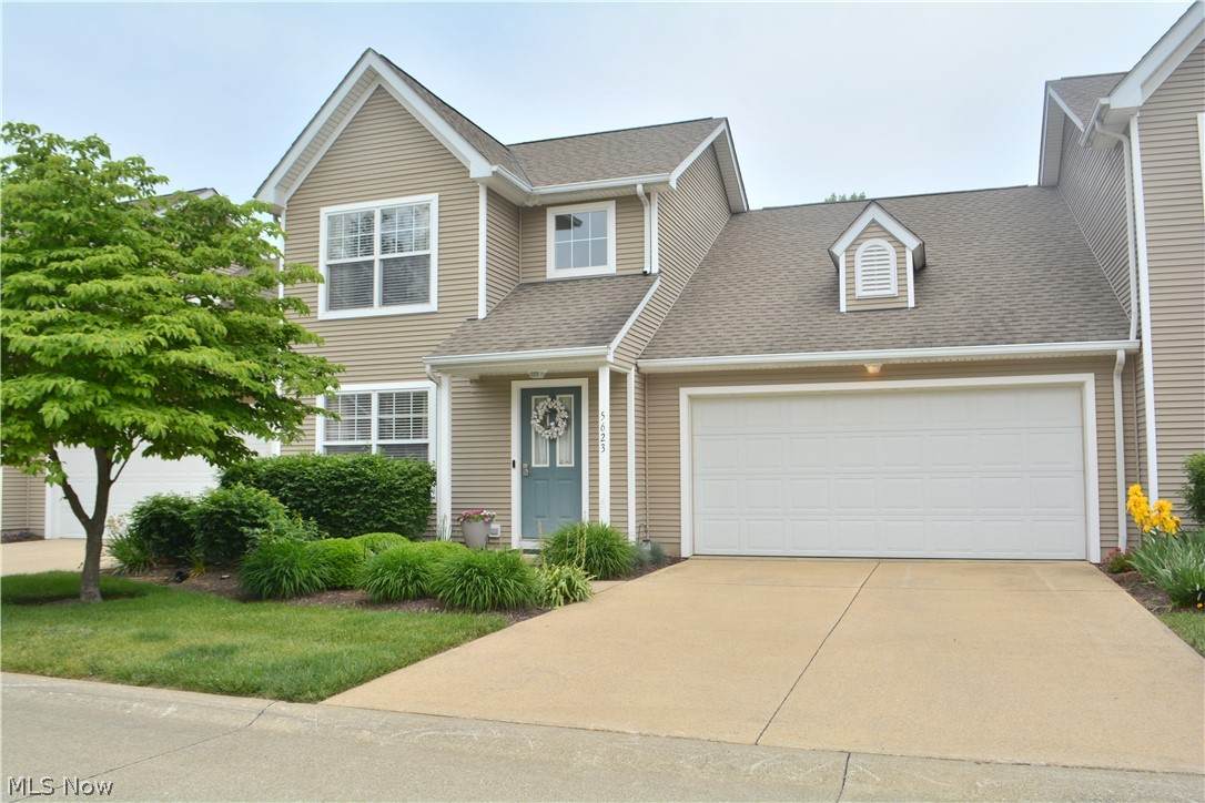 5623 Saint Thomas Lane - Photo 1