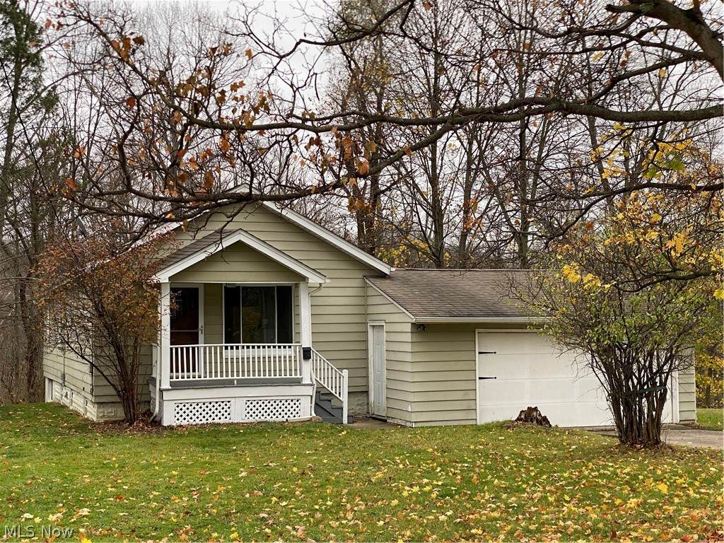 194 Forest Drive - Photo 1
