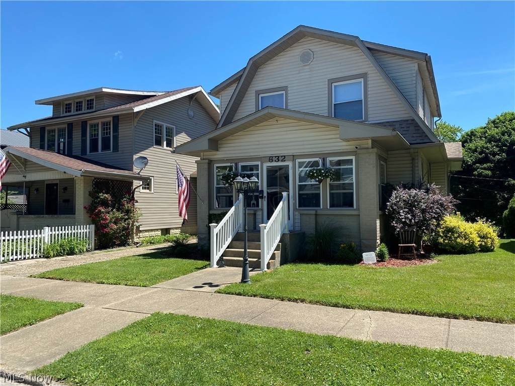 632 9th Street - Photo 1