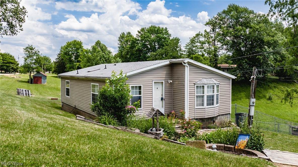 1197 New England Ridge Road - Photo 1