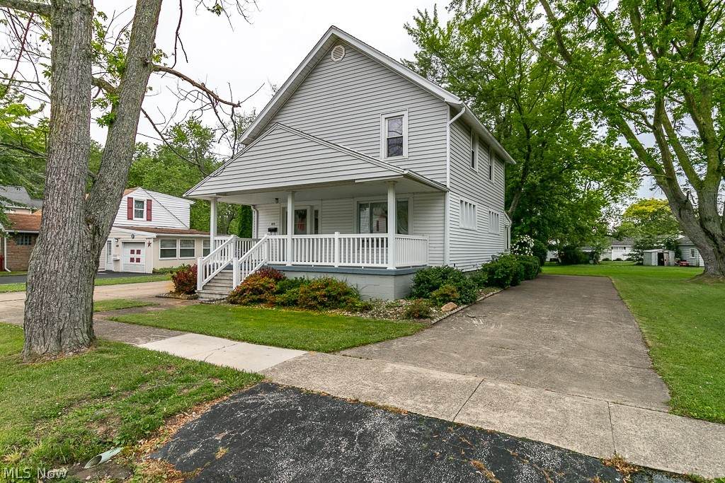 425 23rd Street - Photo 1