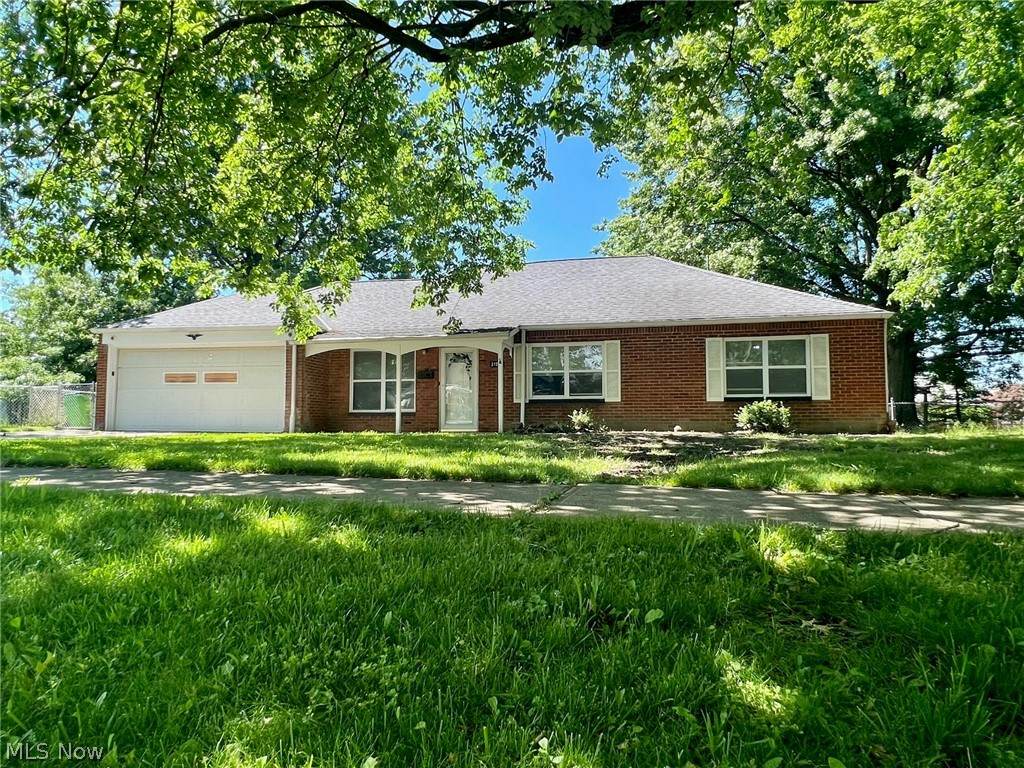 27241 Markbarry Avenue - Photo 1
