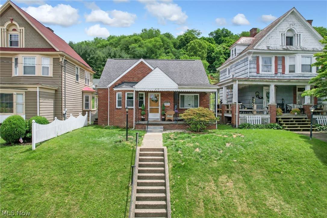 438 Florida Avenue - Photo 1