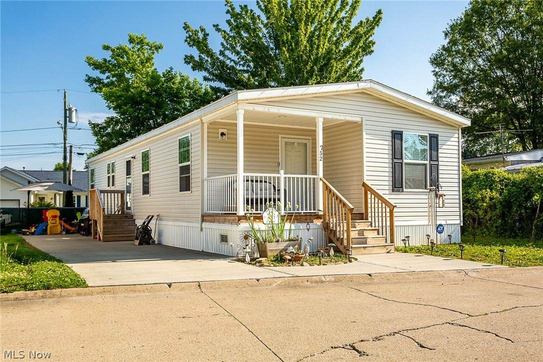 6610 Lear Nagle Road - Photo 1