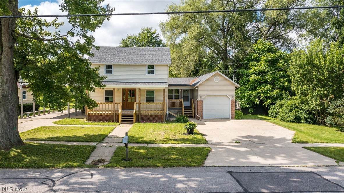 213 Sumner Street - Photo 1