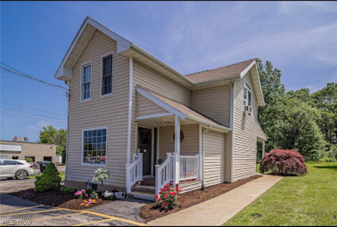 1310 Lake Avenue - Photo 1