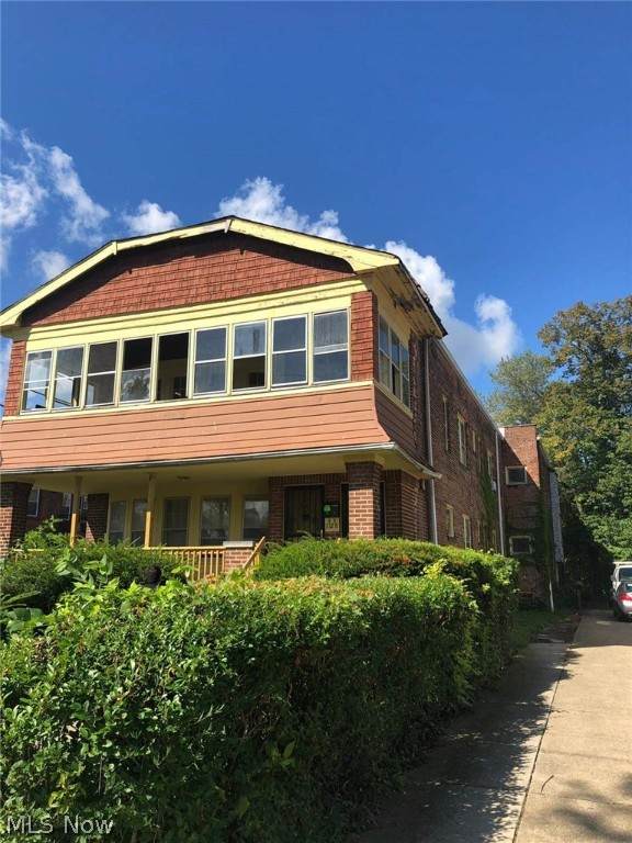 3328 139th Street - Photo 1