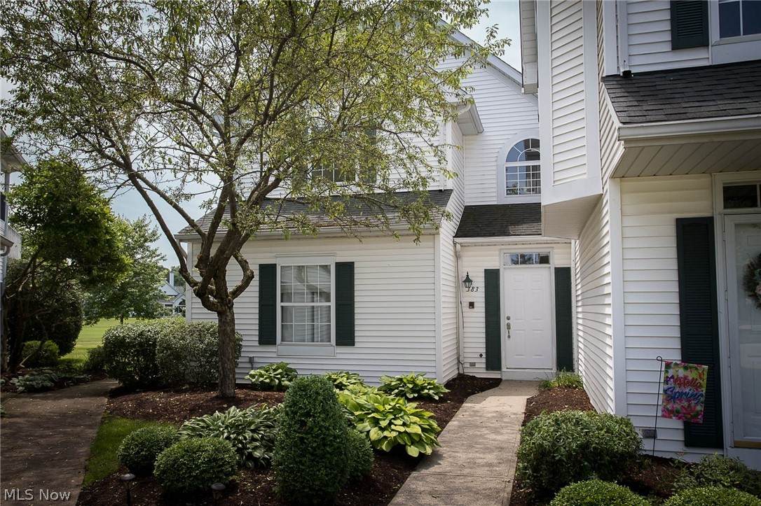 383 Vista Circle - Photo 1