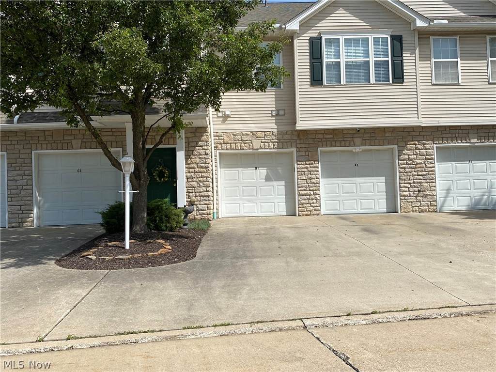 5150 Whispering Oaks Boulevard - Photo 1