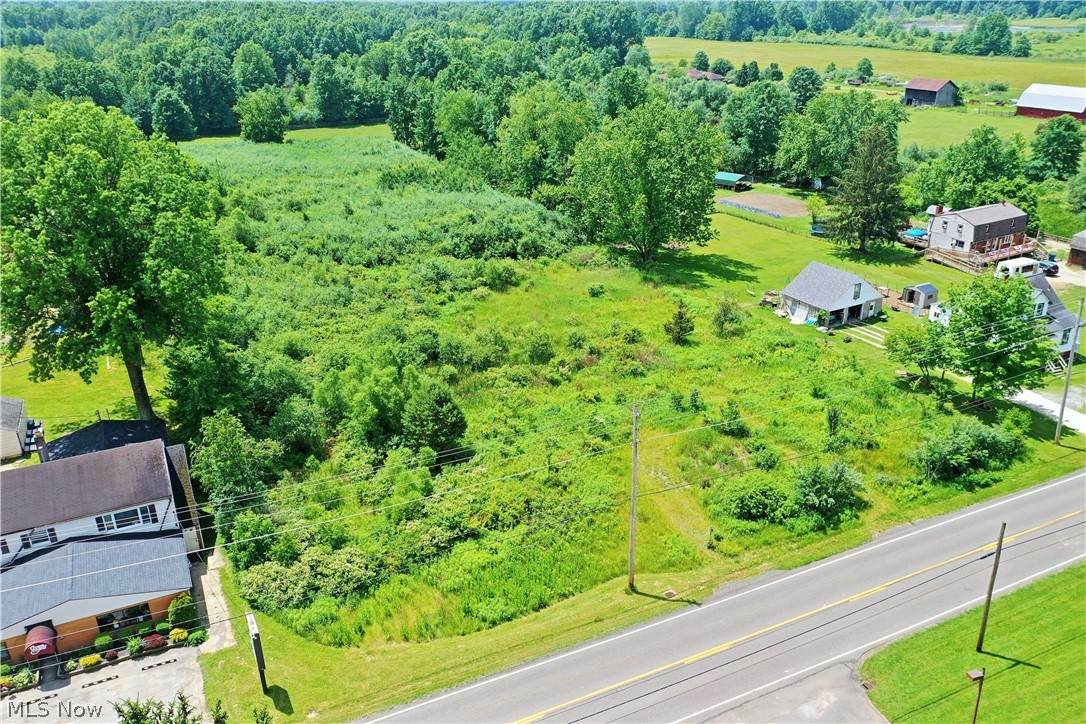 3924 Warren Sharon Road - Photo 1