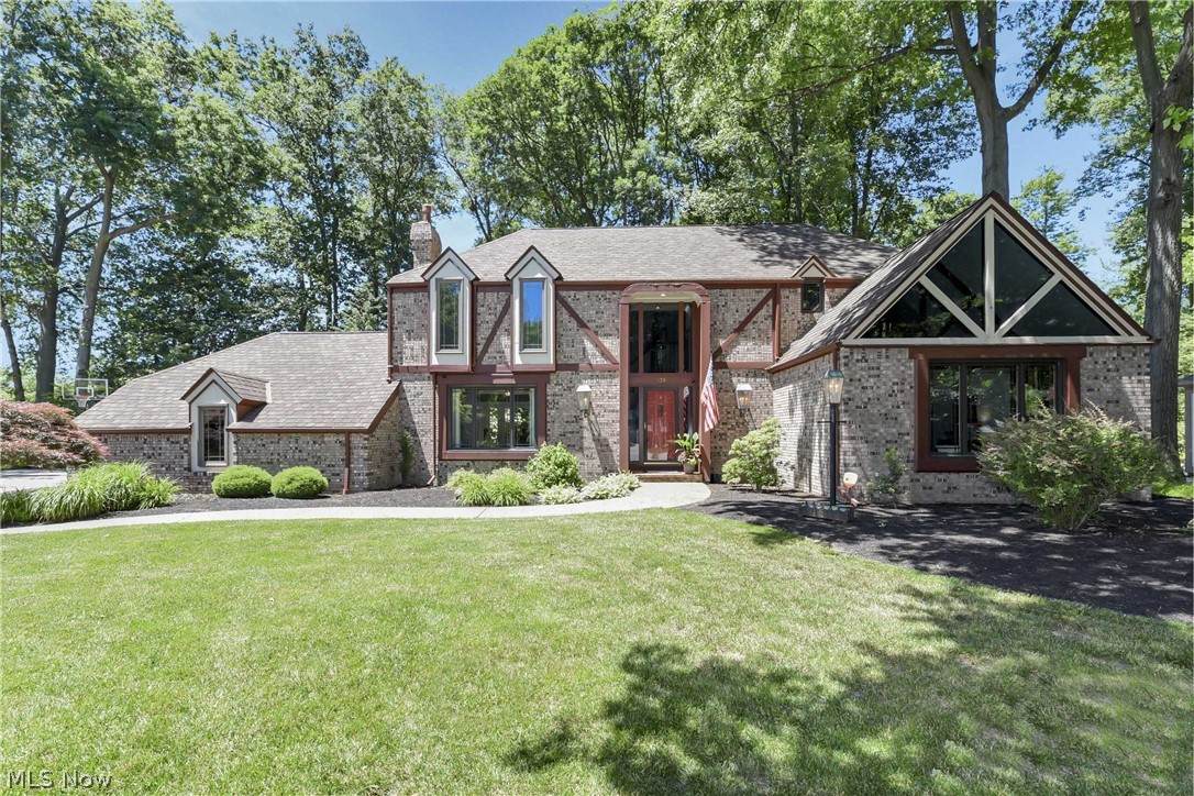 170 Plymouth Drive - Photo 1