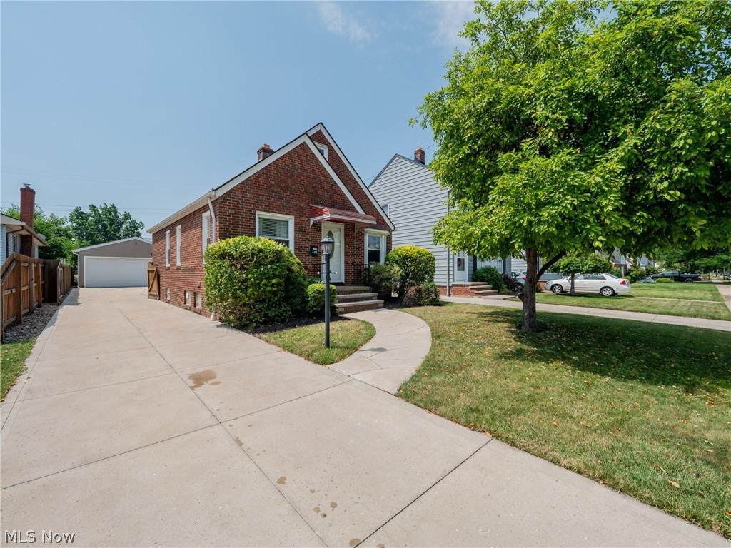 4111 Kenmore Avenue - Photo 1