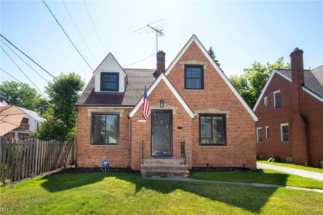 3263 165 Street - Photo 1