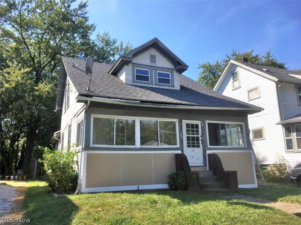 852 Bertha Avenue - Photo 1