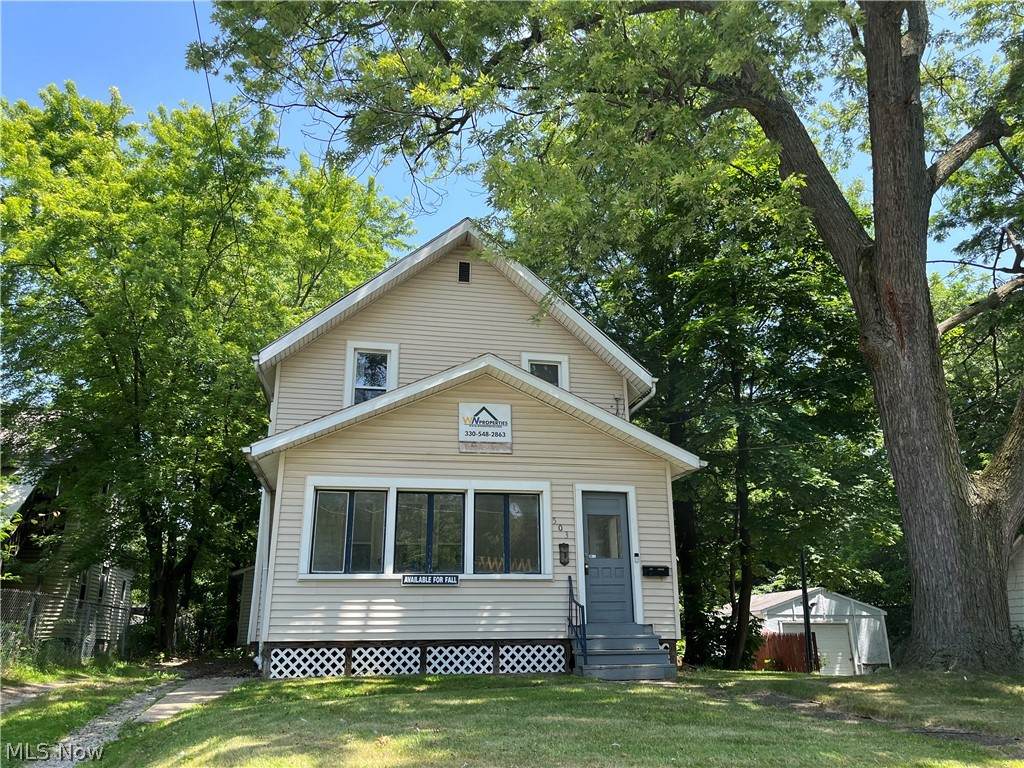 503 Spicer Street - Photo 1