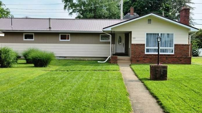 223 Cherry Street - Photo 1