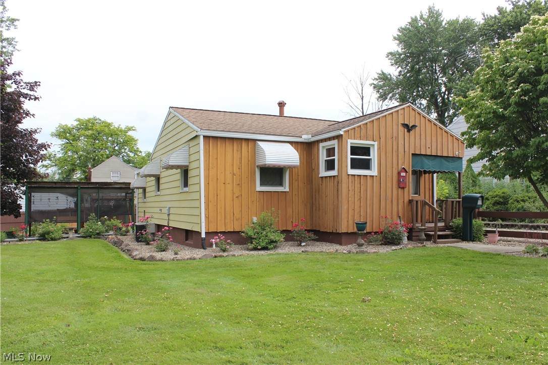 1301 Stratford Street - Photo 1
