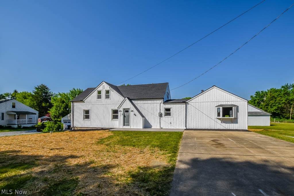 3238 Mayfair Road - Photo 1