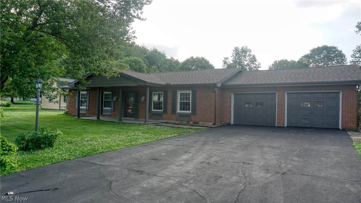 66606 Eastgate Drive - Photo 1