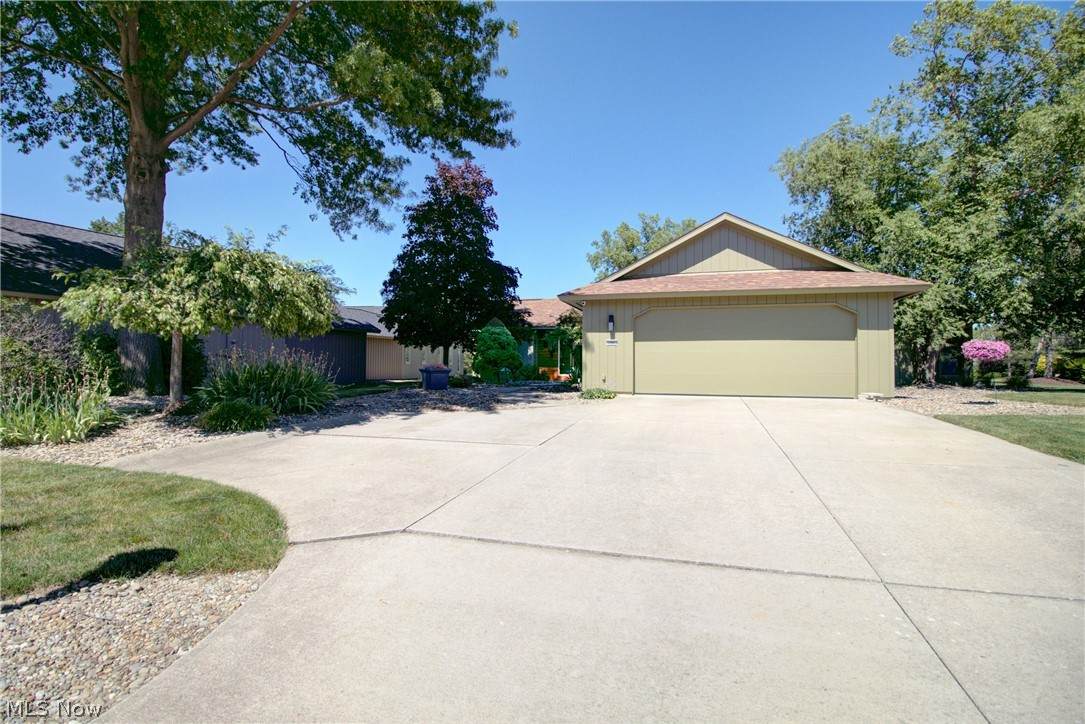 33001 Hidden Hollow Court - Photo 1