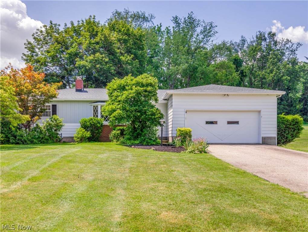 81 Castle Drive - Photo 1