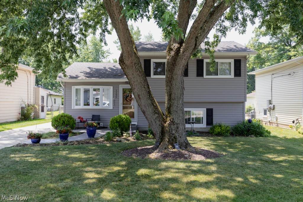 1195 Lloyd Avenue - Photo 1