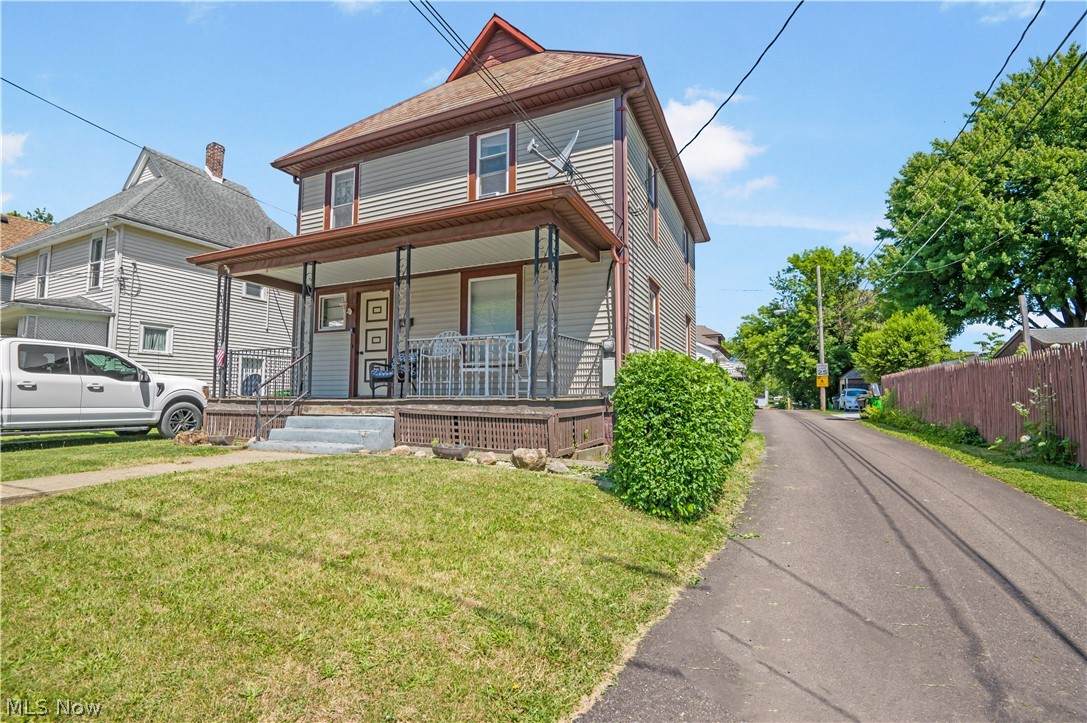 918 Green Avenue - Photo 1