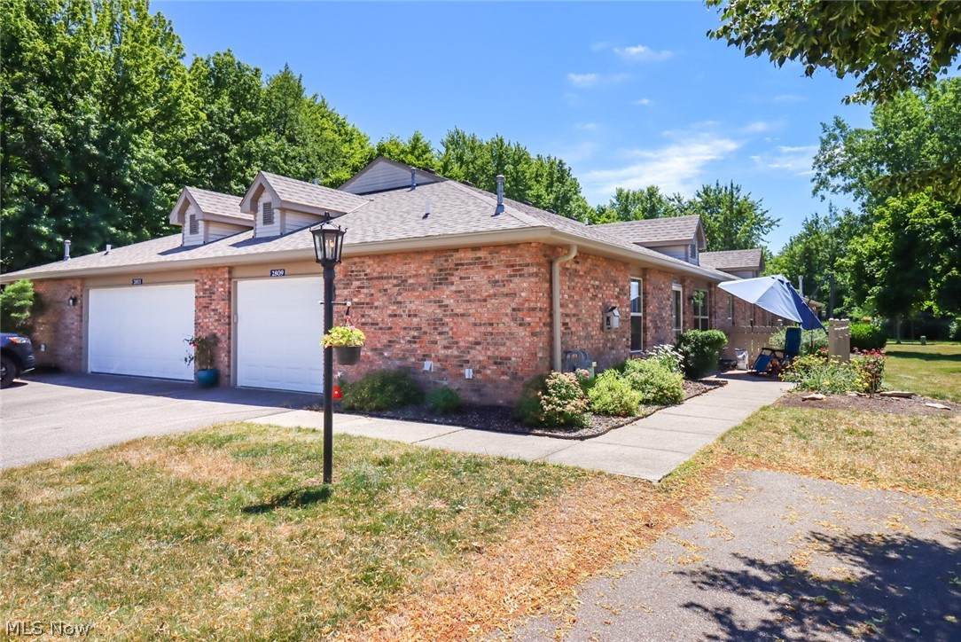 2809 Shakespeare Lane - Photo 1