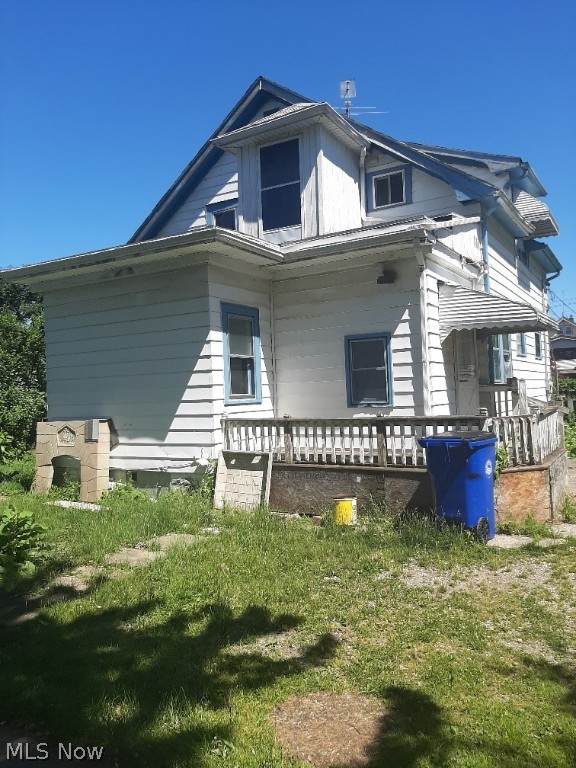 5113 Gifford Avenue - Photo 1