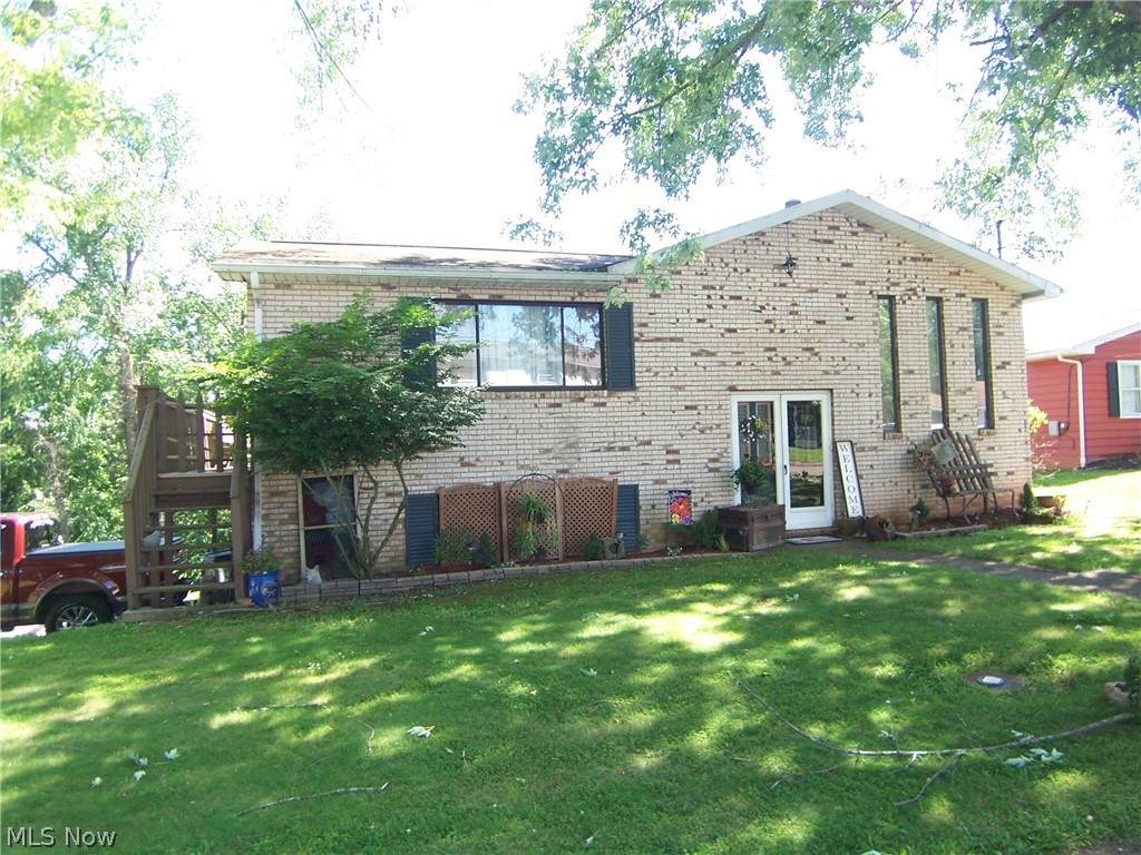 1724 Forest Hills Drive - Photo 1