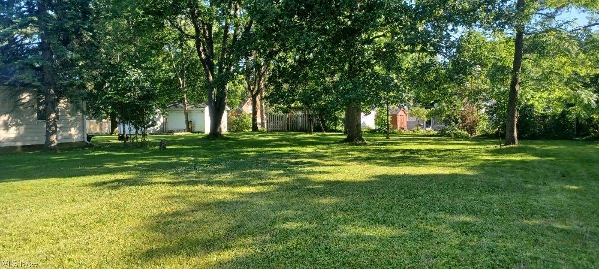 607 Longfellow Drive - Photo 1